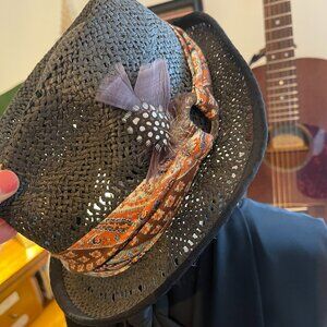 DeLux Fedora Straw Hat Black w Feathers One Size